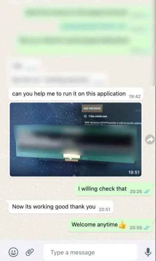 WhatsApp-Gespräch mit Kundenfeedback zur Bildqualität und Nutzung